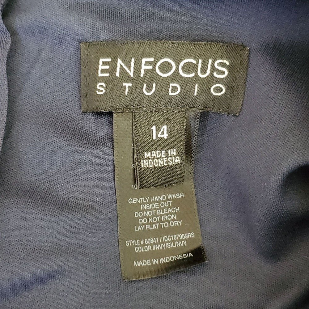 En Focus Studio Navy Blue Sleeveless Peplum Pencil Dress  Size 14 NWT - Picture 4 of 11